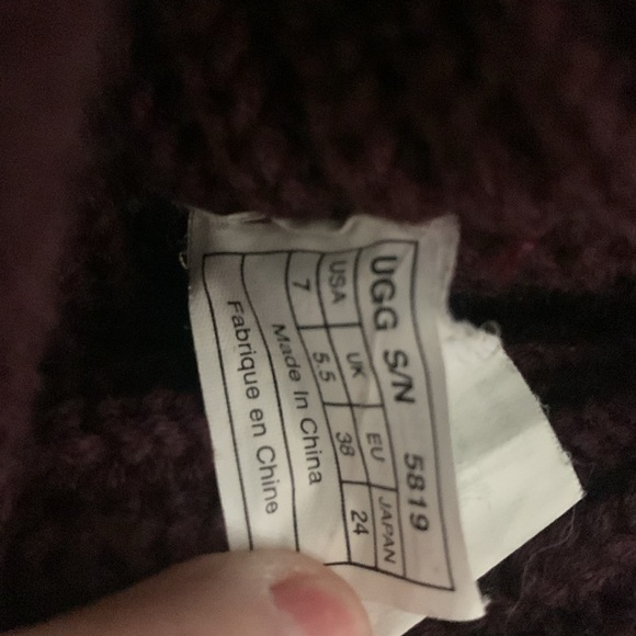 UGG Classic Cardy Knit Burgundy High Boots, Size 7, Preloved - Picture 7 of 9